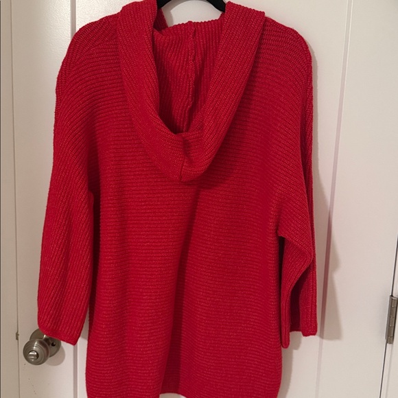 Old Navy Red Women's Hooded Sweater - Picture 3 of 3